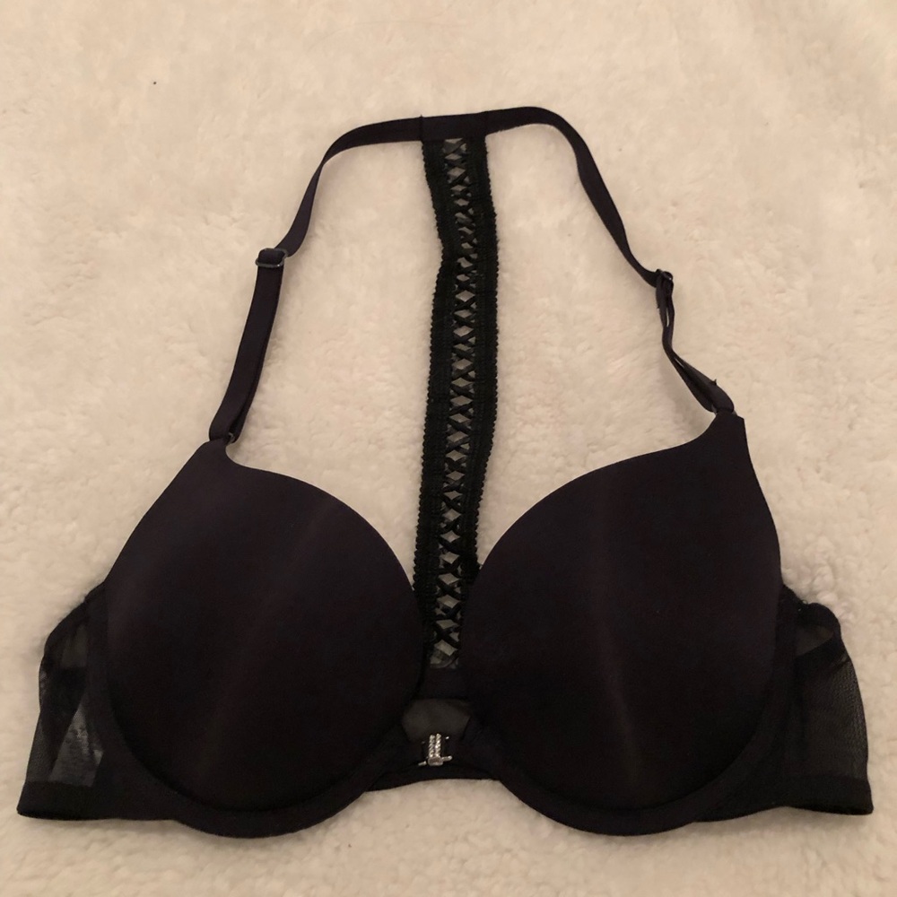 NWOT- La SENZA Elegant Black Women's Bra with leather Lace Accent